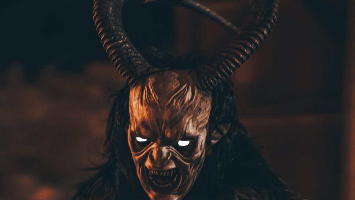 The 4 Product Owners you meet in Hell, (and the 1 you meet in Heaven)